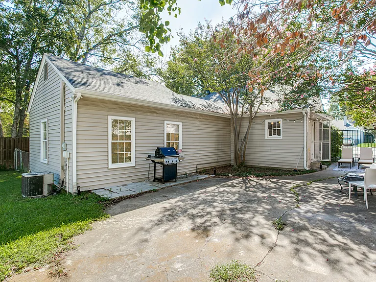 6219 Revere Pl — Photo 22
