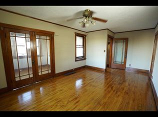 222 W Highland Ave #2, Elgin, IL 60123