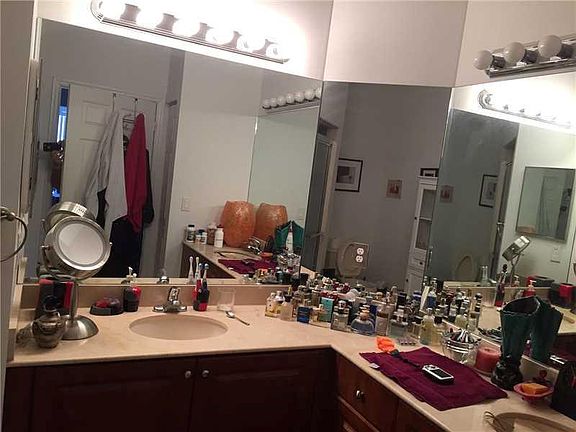 3rd image of 5087 E Madison Lakes Circle #5087