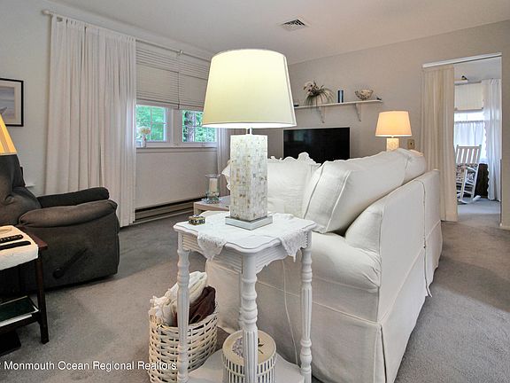 4th image of 9C Deerfield Dr