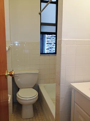 Rented by Mason Group LLC | media 18