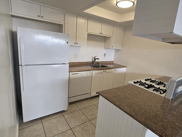 2925 Lerwick Rd #2925 — Photo 8