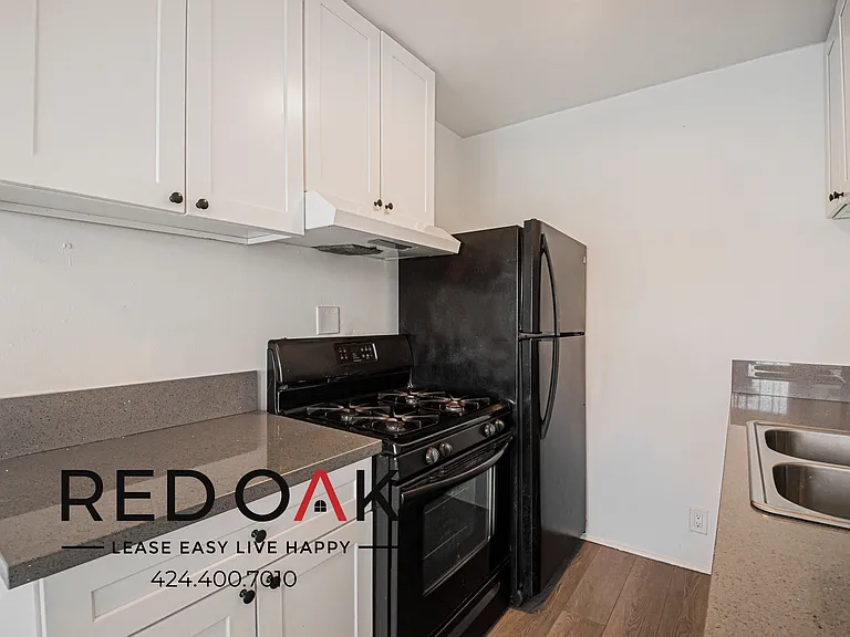 252 E 79th St #262 — Photo 7