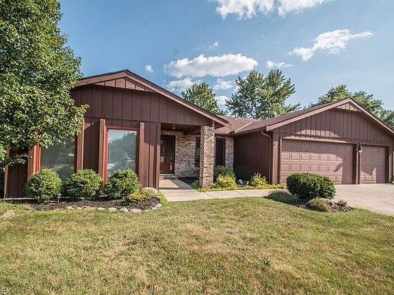 2nd image of 13627 Fairwinds Dr