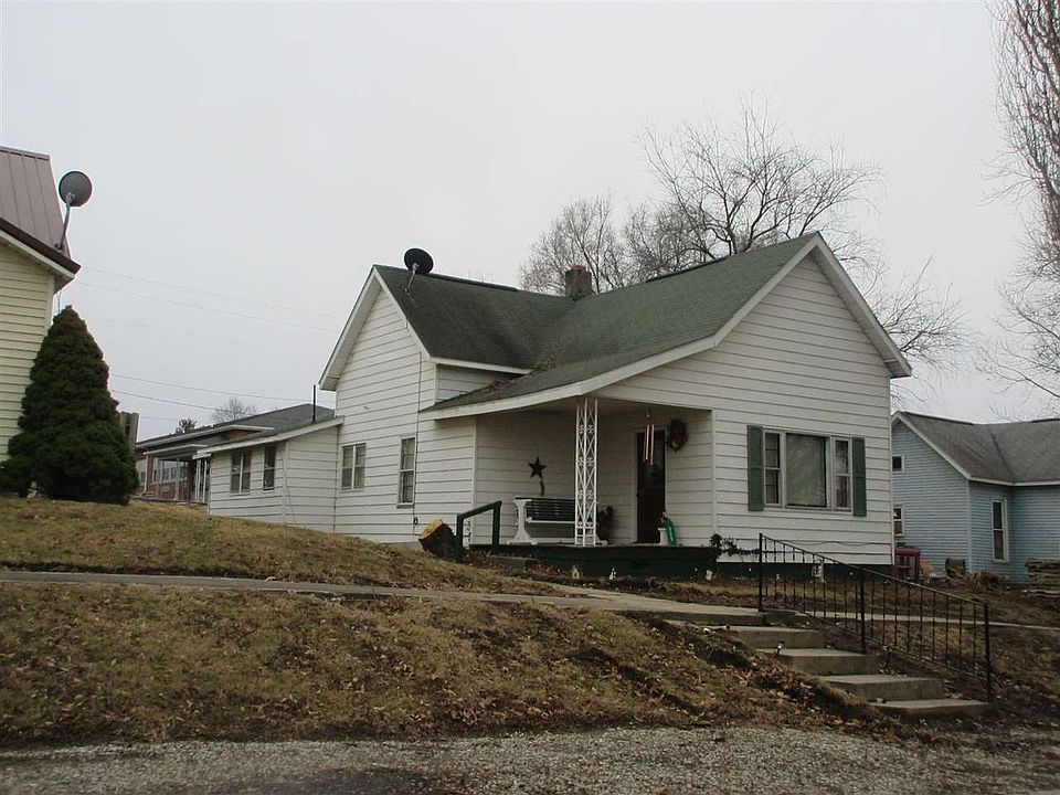 1st image of 359 W Mill St