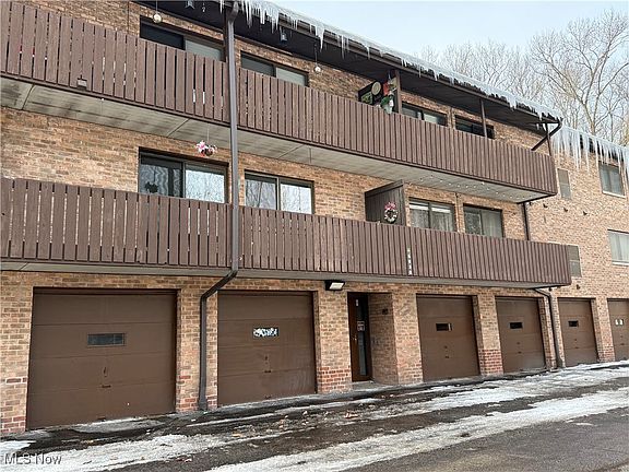 5th image of 6830 Carriage Hill Dr APT 37