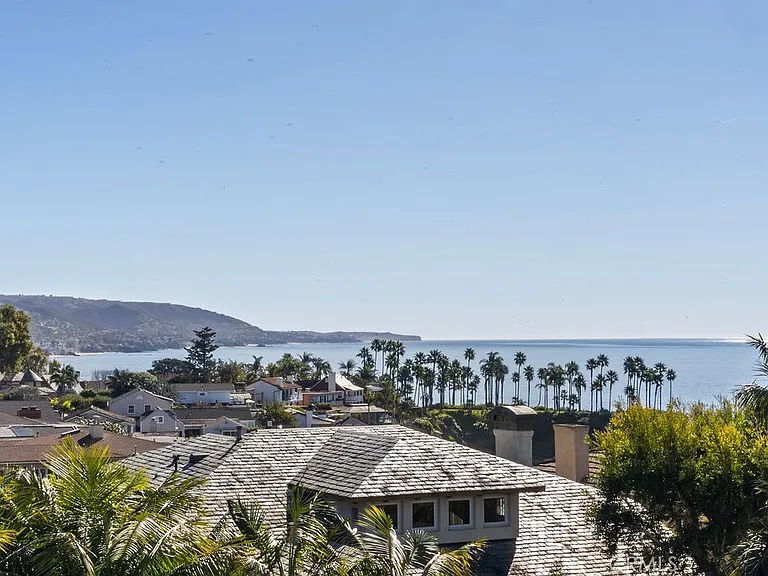 128 Crescent Bay Dr — Photo 33
