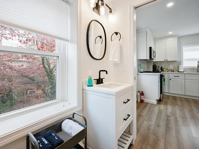 101 E Manning St #2 — Photo 7