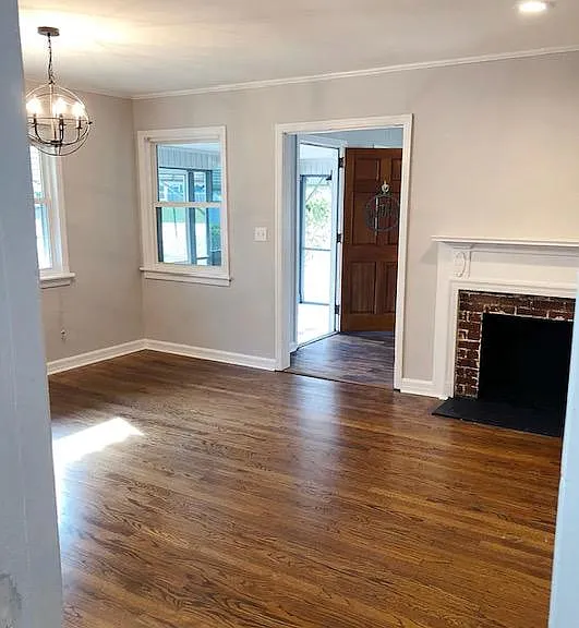 425 Rogers Ave — Photo 6