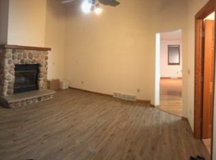 1704 E Capitol Dr, Appleton, WI 54911