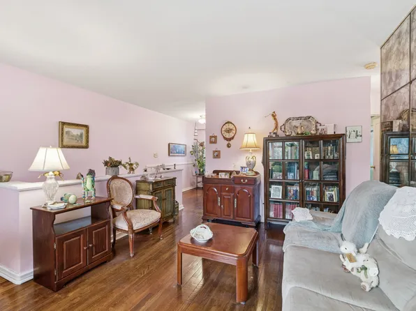 220-47 73rd Avenue image 7 of 19