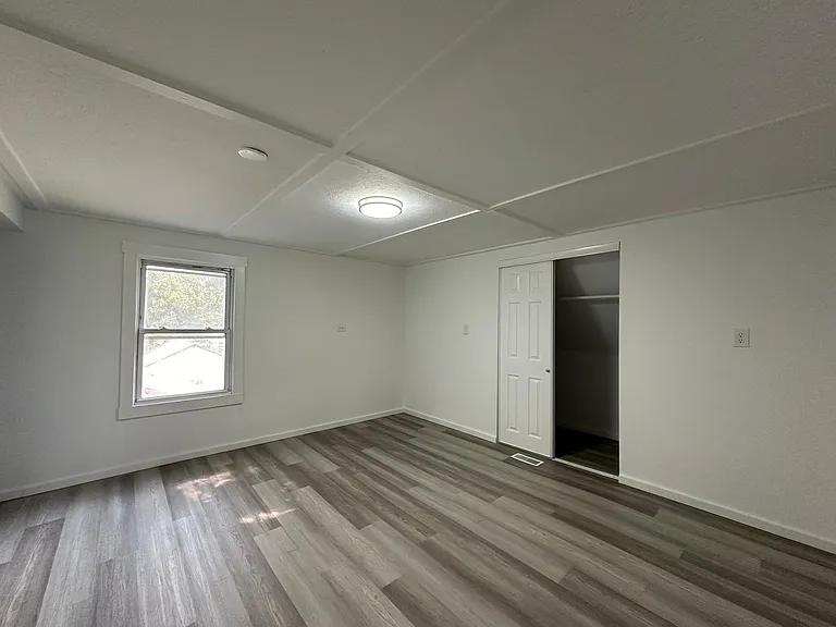 48 Highland Ave #B — Photo 11
