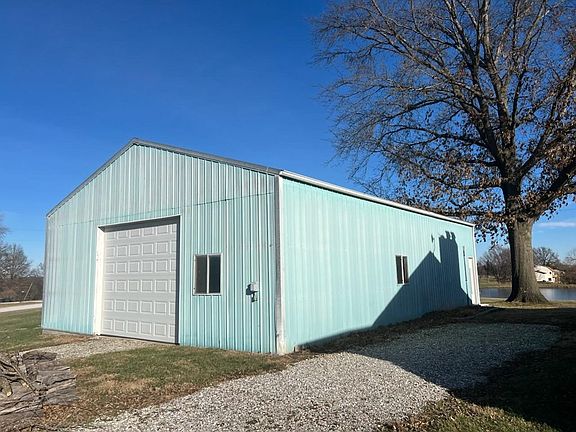 3rd image of 29011 Lake Way