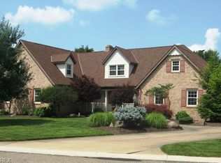 5601 Foxchase Ave NW, Canton, OH 44718