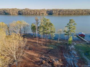 17 Barnett Rd, Rogersville, AL 35652