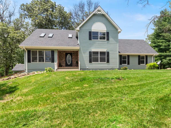 9710 W Rustic Dr, Demotte, IN 46310