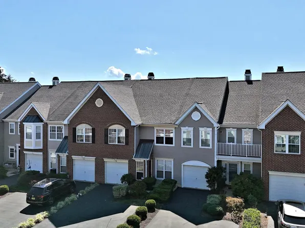 235 Valley Forge Lookout Pl, Wayne, PA 19087