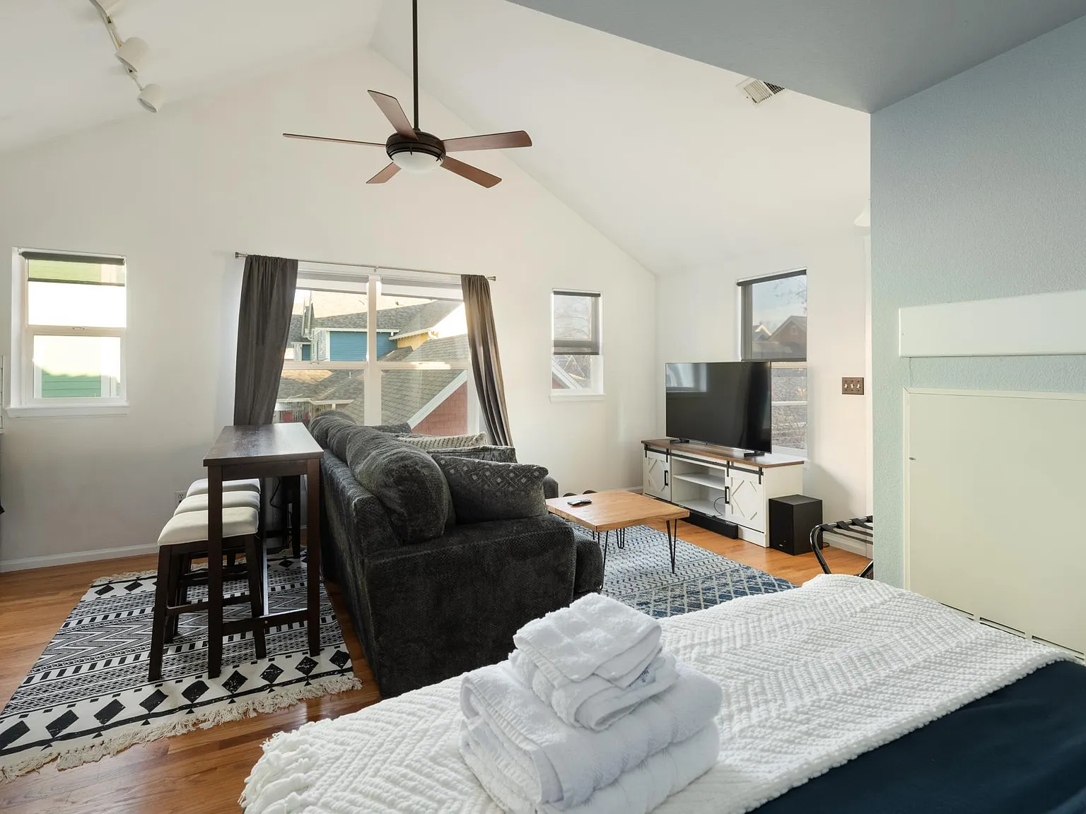 3650 Wolff St — Photo 2