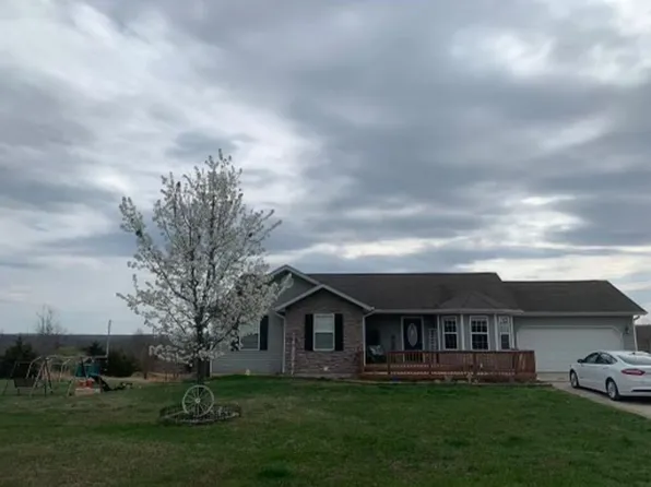 18410 Charity Dr, Dixon, MO 65459
