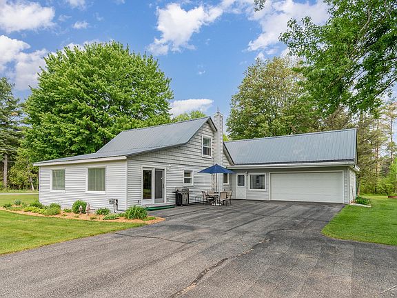 486 W Chippewa River Rd, Midland, MI 48640 | Zillow