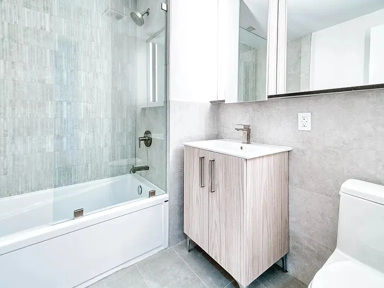 30-41 31st St #5L — Photo 7