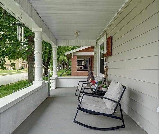 4th image of 721 Washington Ave