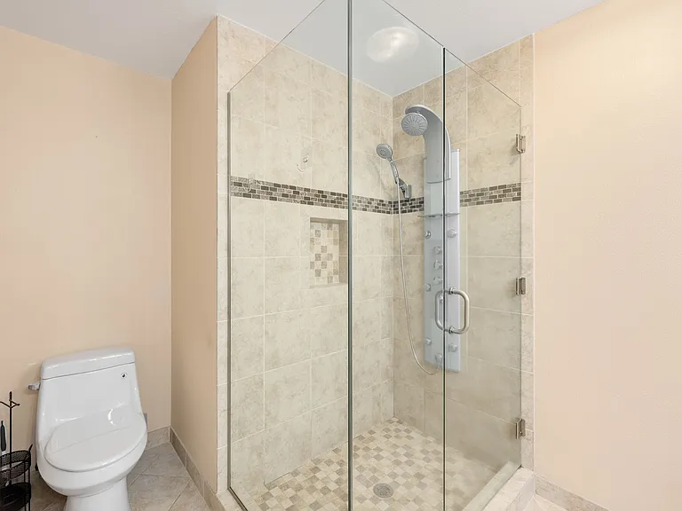 15300 112th Ave NE #A206 — Photo 23