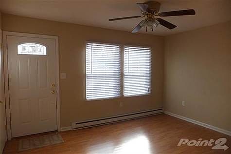 4th image of 1819 Foxway Dr