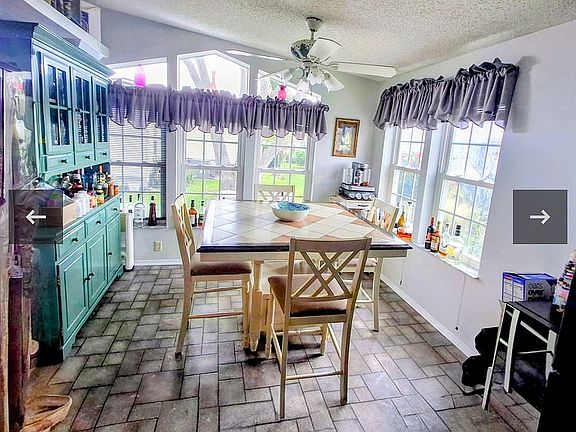 3rd image of 514 Sycamore Ln