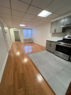 Rented by Prime Realty | media 2