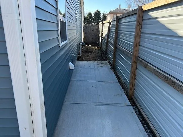 606 Fir St — Photo 18