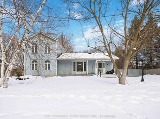 8 View St, Ajax, ON L1Z1E4