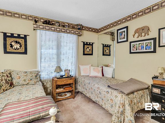 3rd image of 8606 Bay View Dr