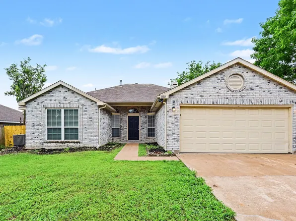 920 Felicia Ln, Arlington, TX 76017