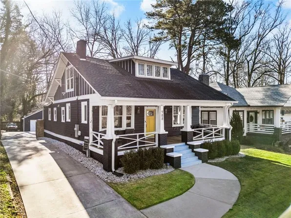 988 Cascade Rd SW, Atlanta, GA 30311