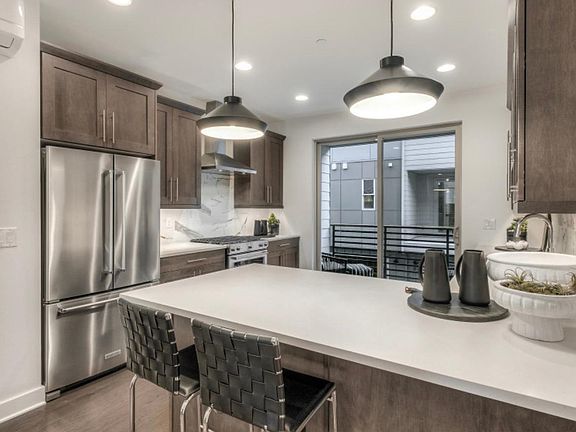 2nd image of 11530 117th Ln NE #4