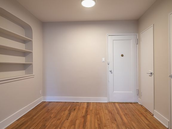 4th image of 780 Greenwich St #3RR