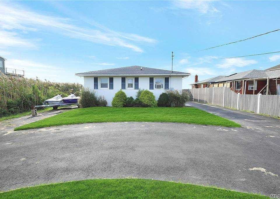 98 Grandview Dr, Shirley, NY 11967 Zillow