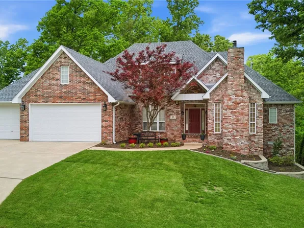 23 Stonehenge Dr, Bentonville, AR 72712