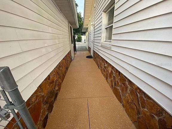 3rd image of 1701 NW 60th Ave