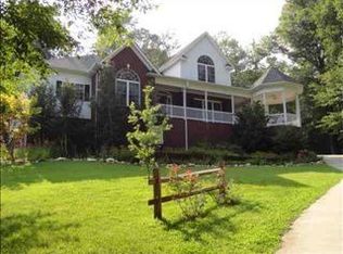 912 High Rock Pt, York, SC 29745