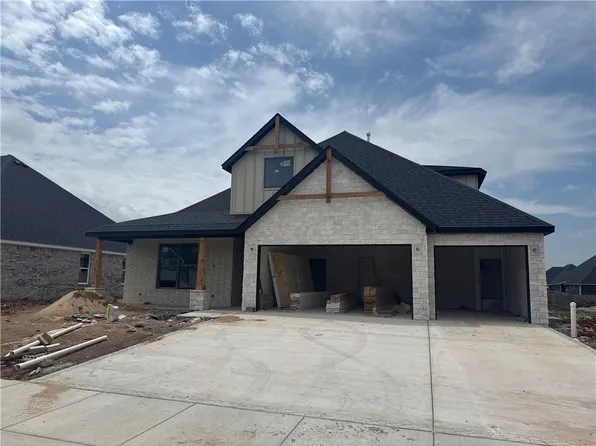 1131 Canyon Maple St, Centerton, AR 72719