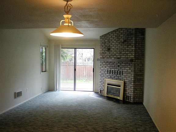 4th image of 838B McDonald St SE