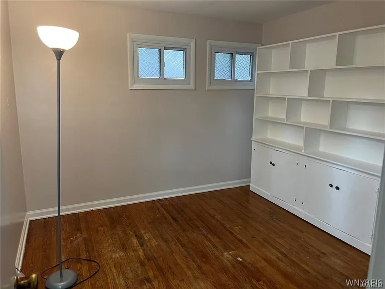 60 Meadow Lea Dr — Photo 2