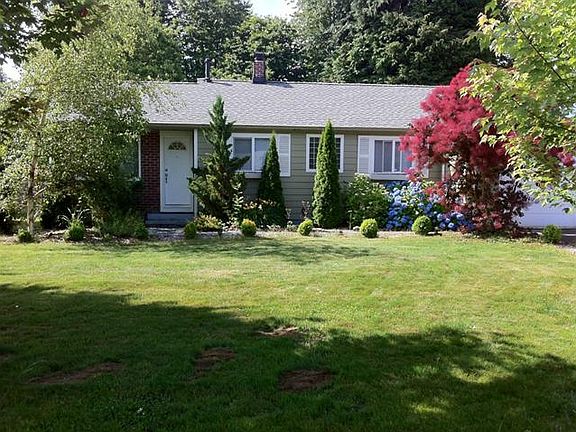 3rd image of 713 SE South St