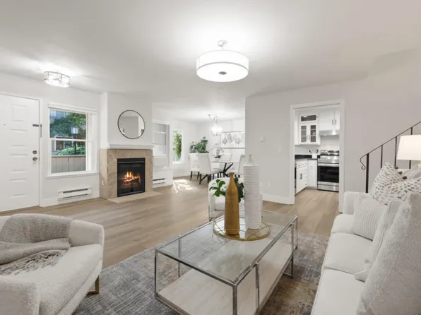 909 Apricot Ave APT B, Campbell, CA 95008