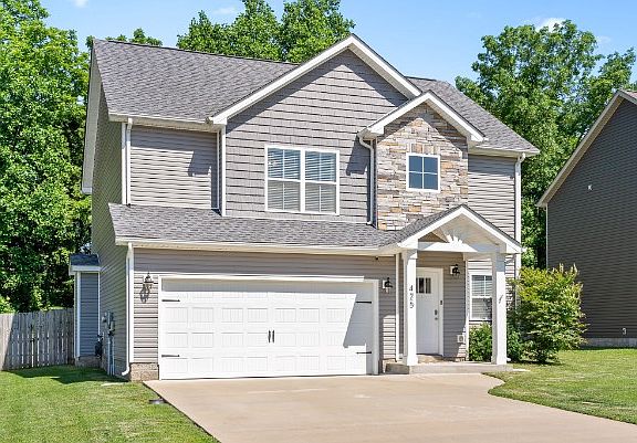 2nd image of 425 Woodtrace Dr