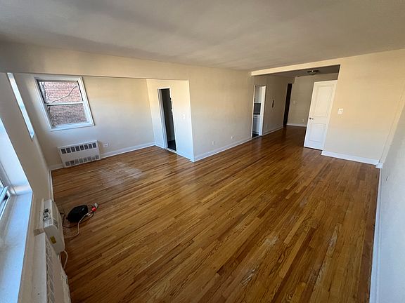 3rd image of 14220 41st Ave APT 5D