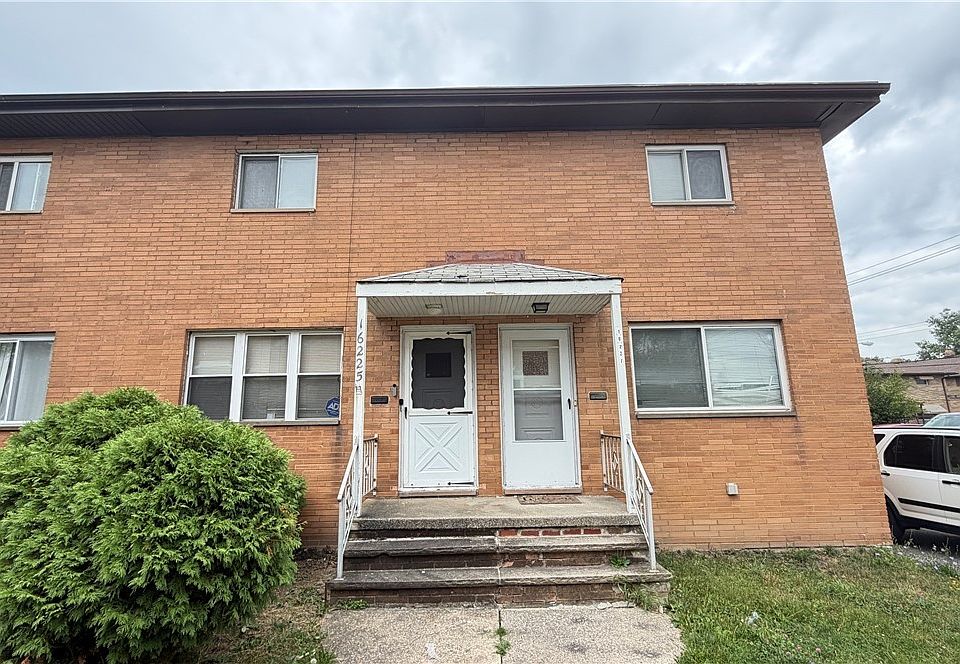 1st image of 16225 Edgewood Ct