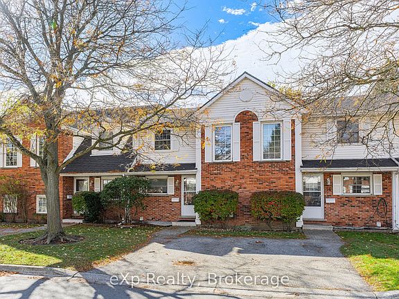 2nd image of 129 Victoria Rd N #75